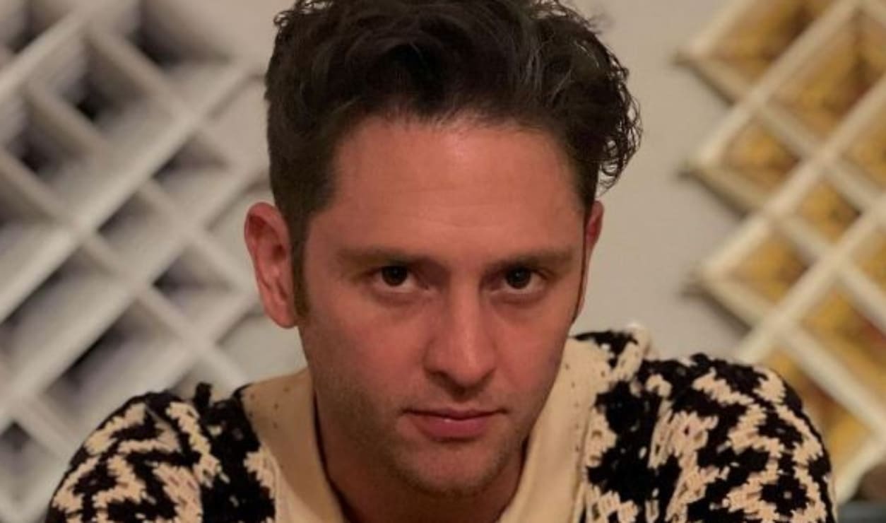 Christopher Uckermann se deja ver muy feliz y enamorado en los Billboard