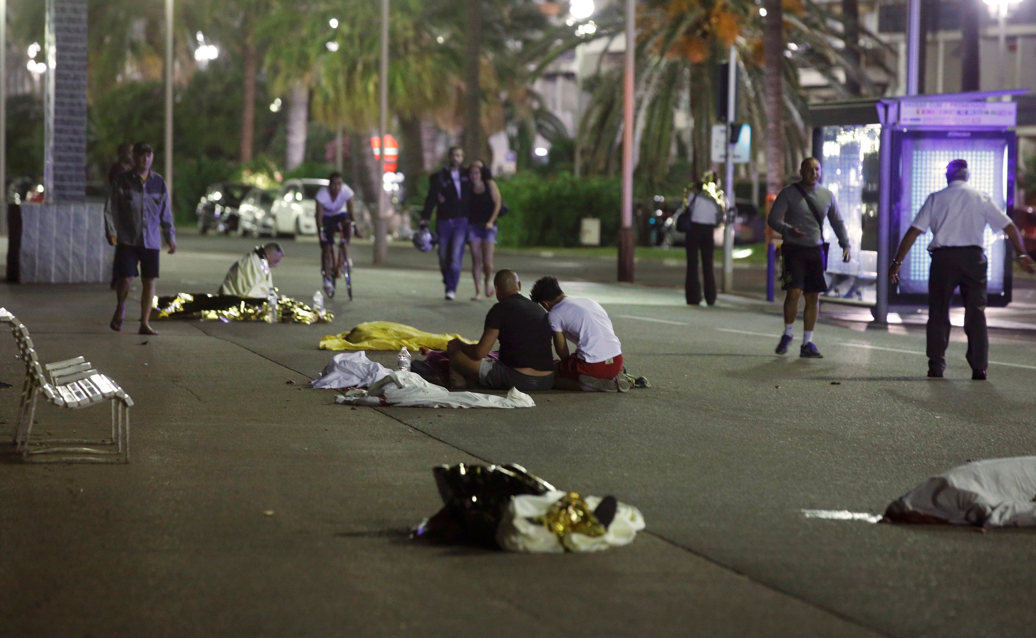 Líderes mundiales lamentan ataque en Niza