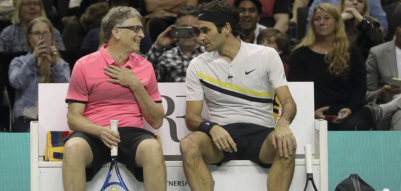 El empresario Bill Gates y el tenista Roger Federer compartirán la cancha por un causa benéfica