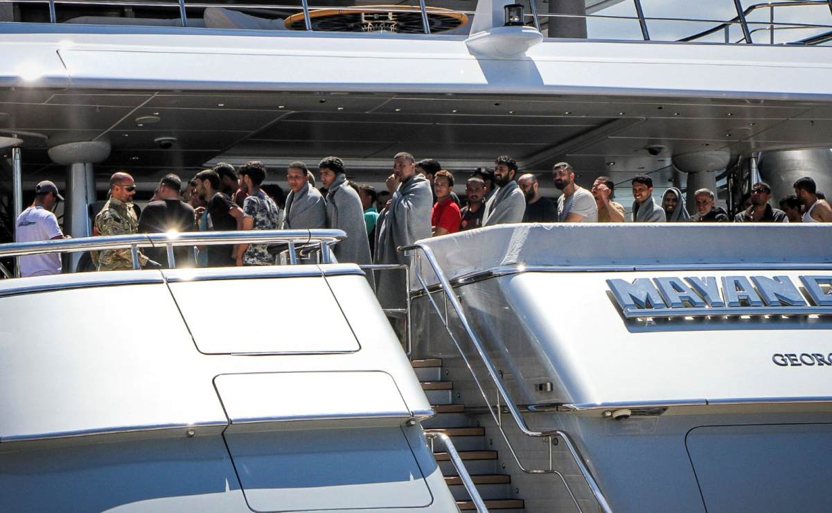 Detienen a traficantes egipcios tras naufragio en Grecia que dejó casi 80 migrantes muertos