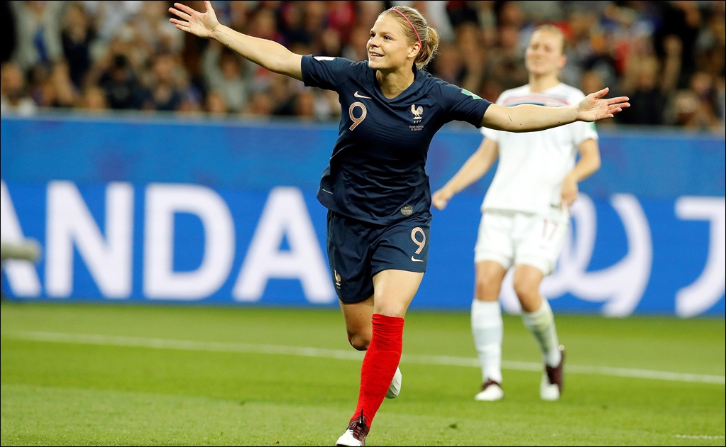 Francia sufre pero derrota a Noruega en el Mundial Femenil