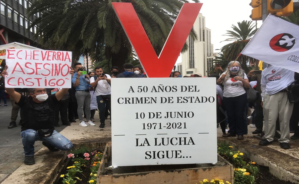 Colocan antimonumento por víctimas del "Halconazo" en Avenida Juárez