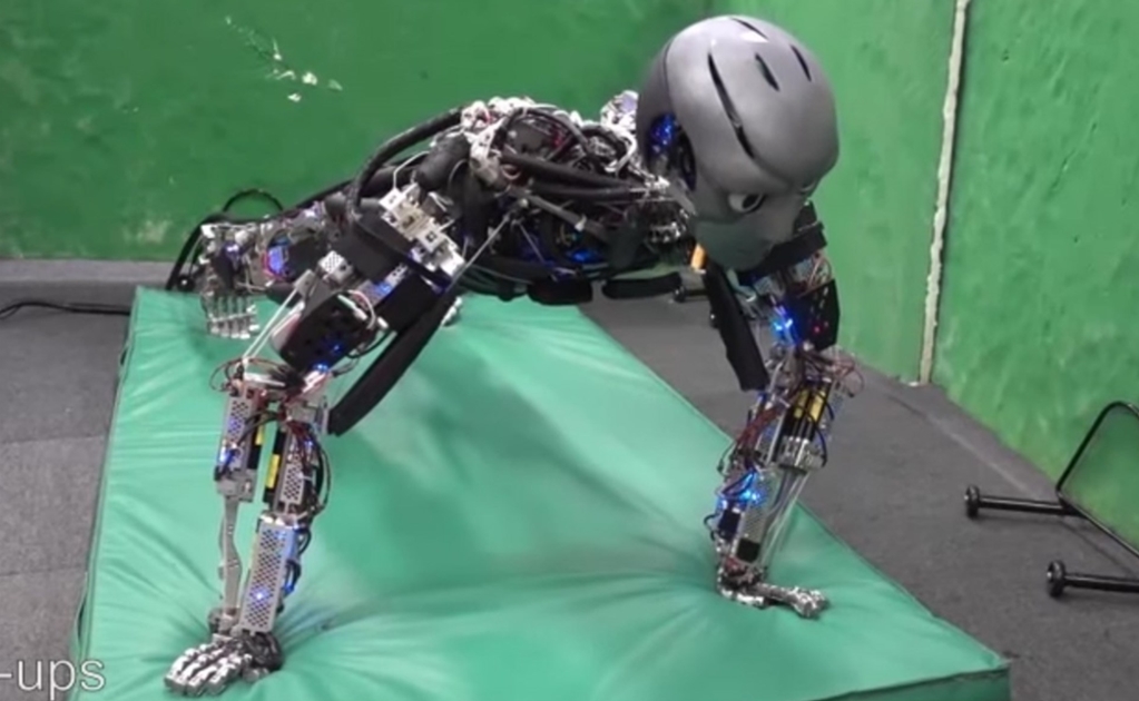Conoce a Kengoro, el robot humanoide que hace ejercicio y suda
