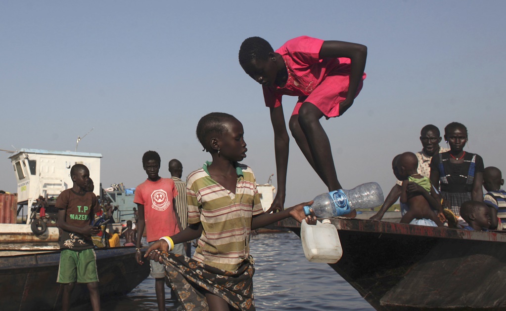 Mueren 23 niños en naufragio en Sudán; se dirigían a la escuela