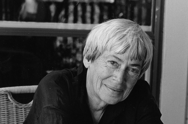 Ursula K. Le Guin: mujeres y dragones primero, vida y obra