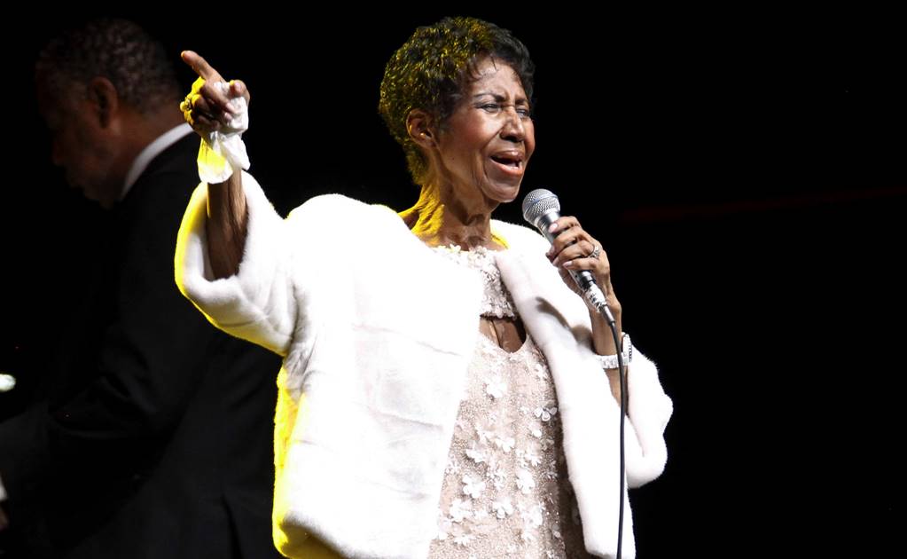 Aretha Franklin suspende conciertos por problemas de salud