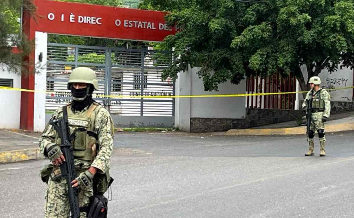 Dejan granadas en oficinas del PRI en Guerrero