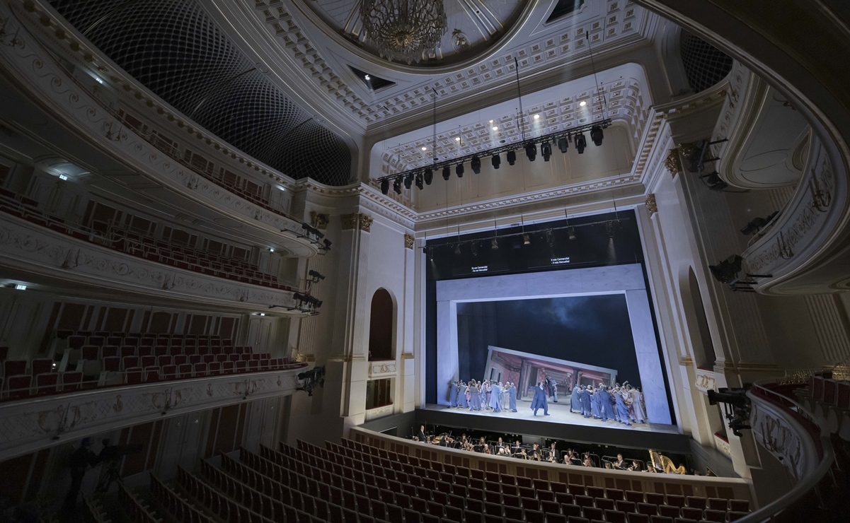 Ópera de Berlín suspende estreno de "Idomeneo" en internet