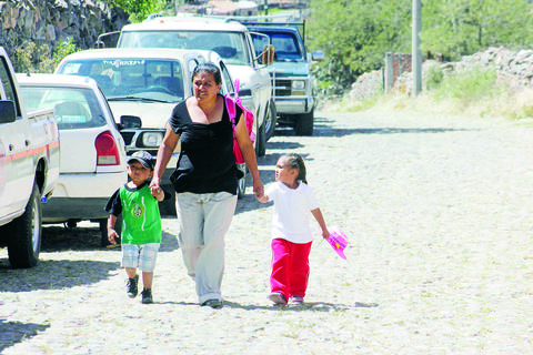 Piden proteger derechos de todo tipo de familias