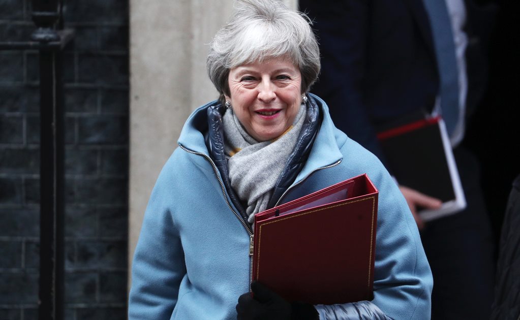 Theresa May presenta “plan B” para la salida de Reino Unido de la Unión Europea