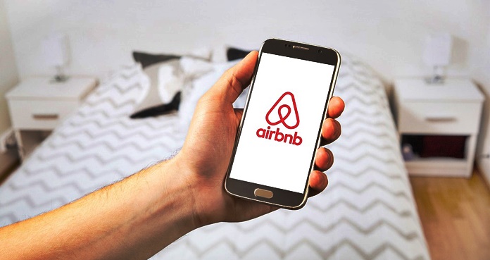 Airbnb ofrece alquiler con ‘nostálgica’ temática de los 90