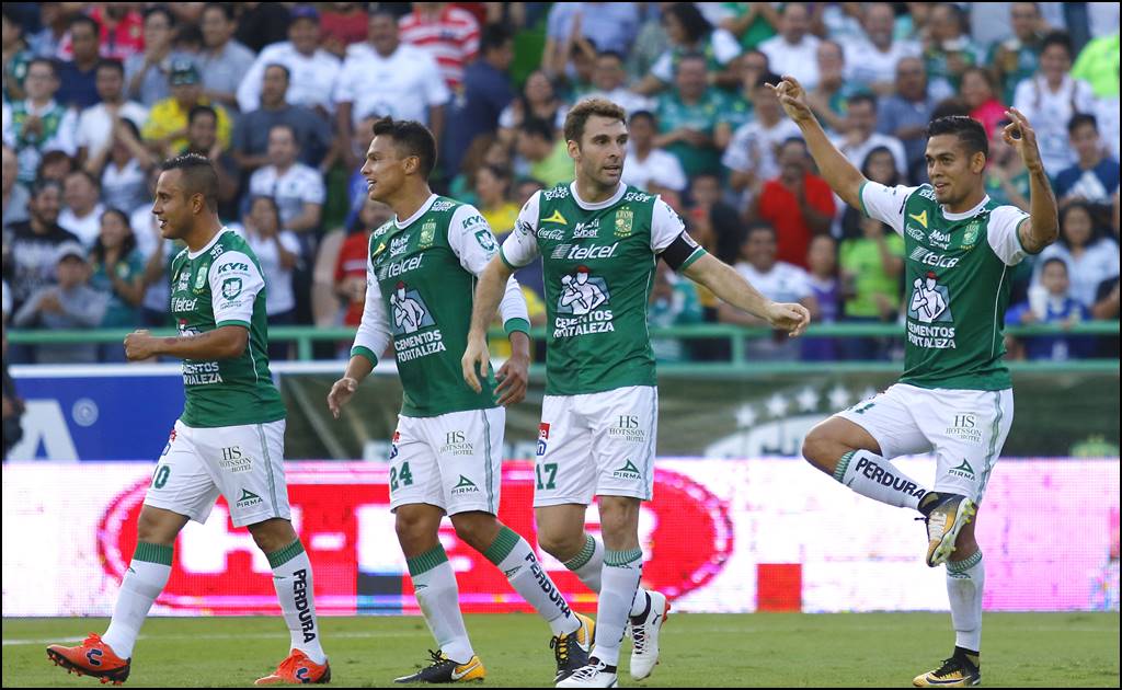 León ruge y golea a Pachuca