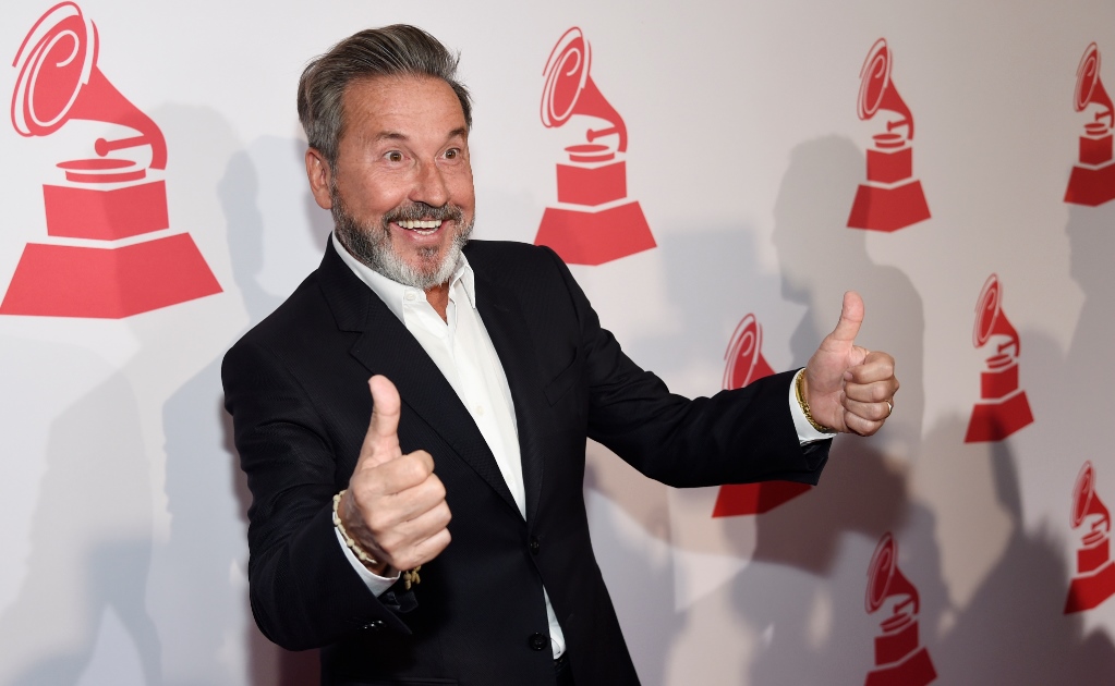 Ricardo Montaner y Eugenia León, reconocidos en los Latin Grammy