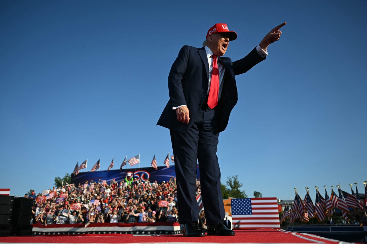 Trump dona el primer salario de su segundo mandato a la renovación de ...