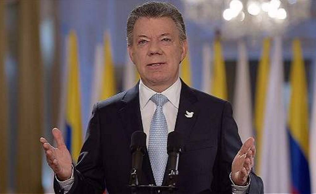 En octubre, plebiscito para refrendar acuerdo de paz: Santos