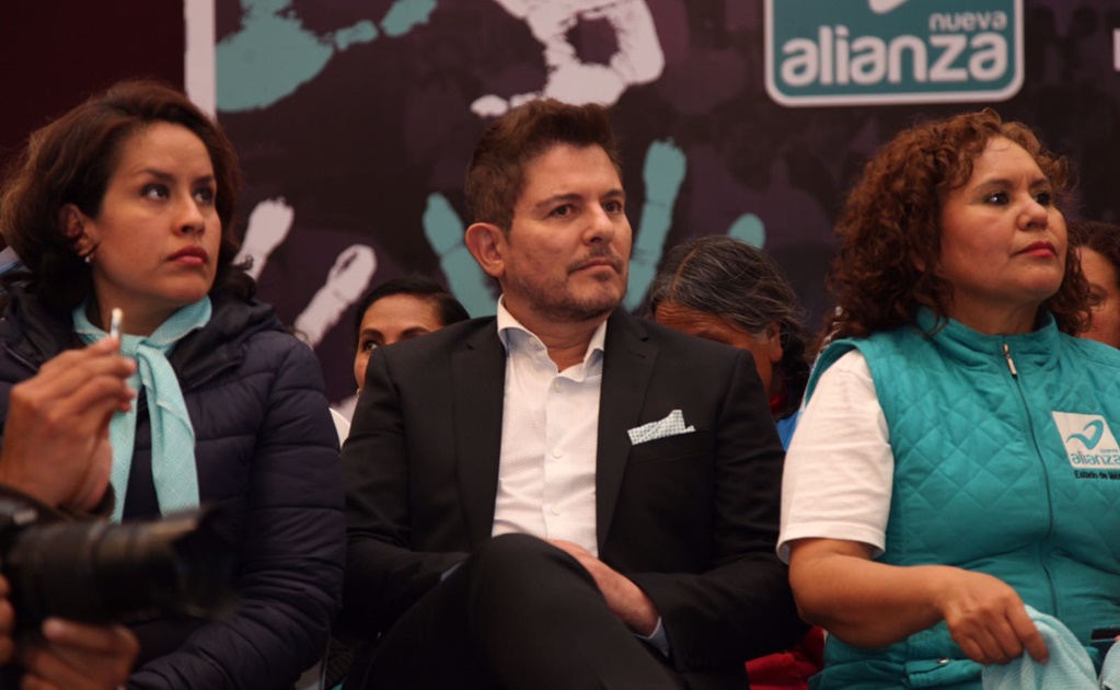 Ernesto Laguardia hace campaña con Del Mazo en Toluca