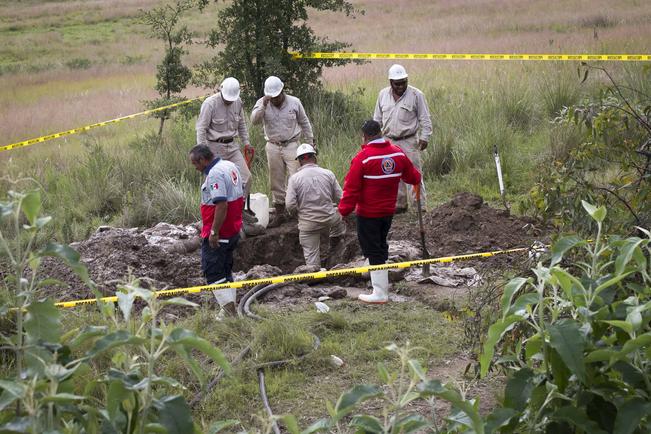 Controlan perforación en ducto de Pemex en SJR