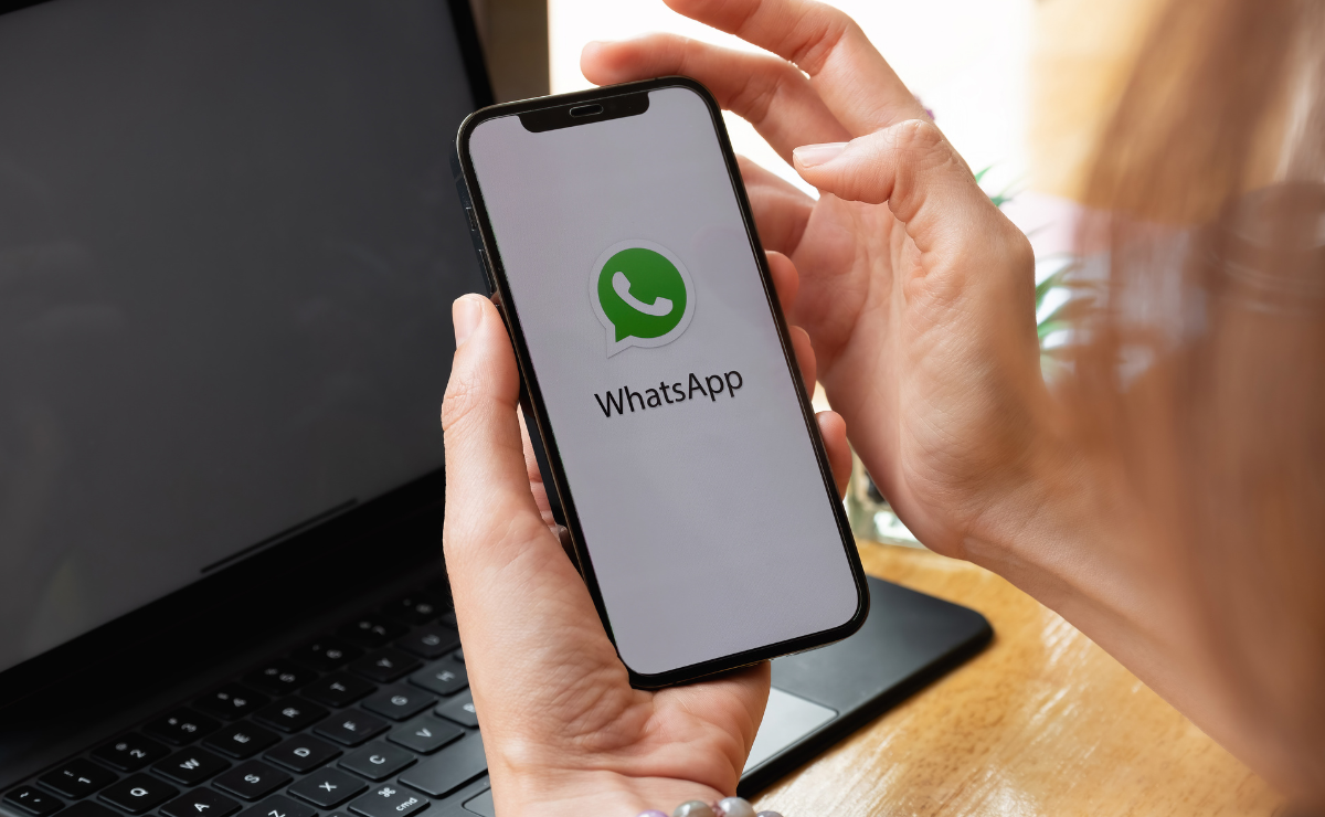 ¿Cómo poner contraseña a WhatsApp para que nadie vea los mensajes? 