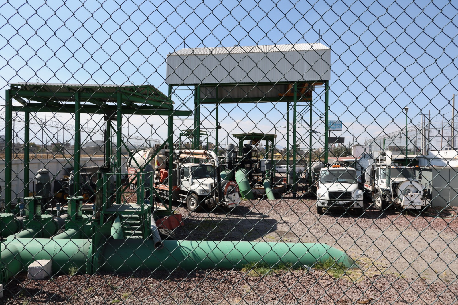 Acambay: Volcadura de tráiler provoca cierre total en la carretera ...
