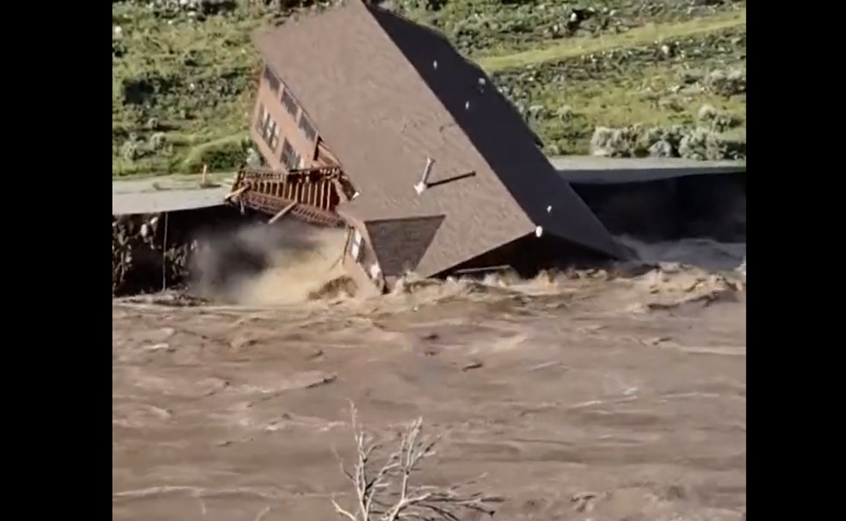 Inundaciones históricas en Parque de Yellowstone arrasan con cabañas y carreteras