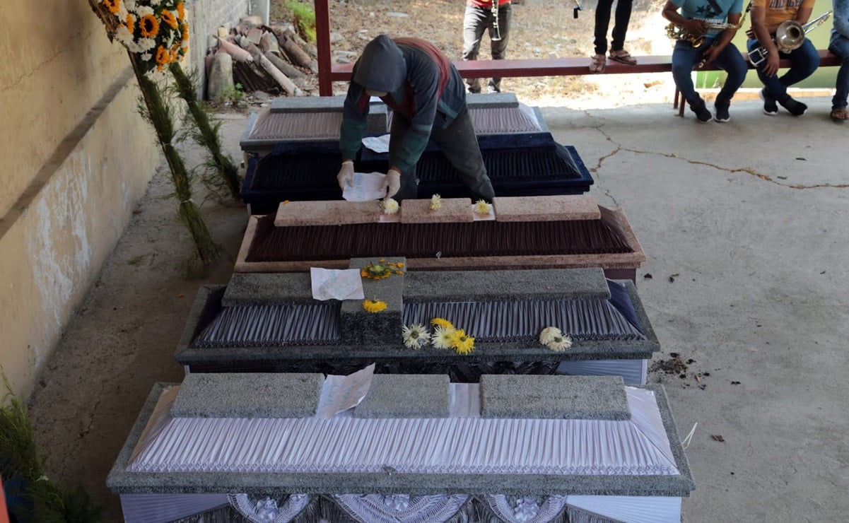 Despiden a 5 de las 7 víctimas tras balacera en la Sierra Sur de Oaxaca