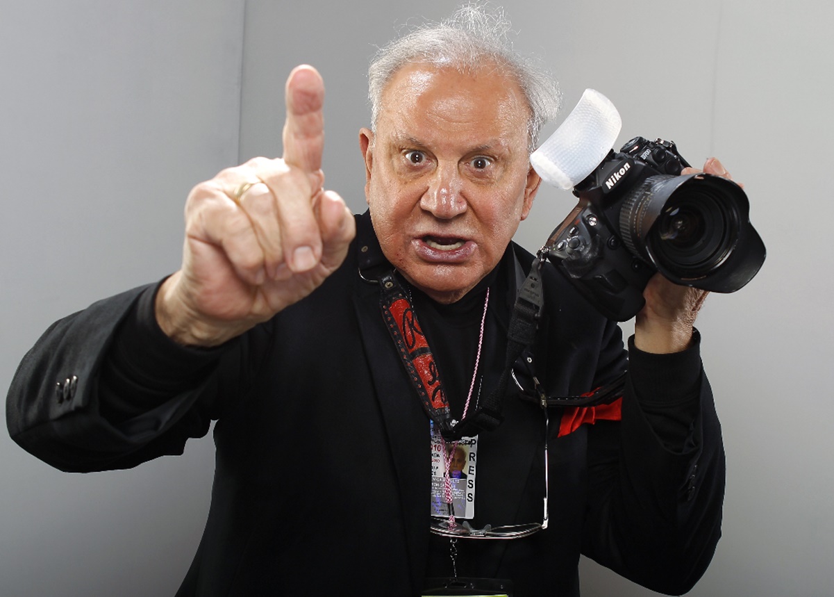 Murió el fotógrafo Ron Galella, pionero del "paparazzi" 