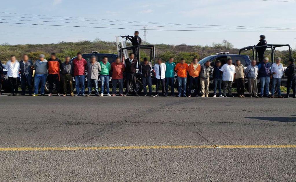 Detienen a 22 transportistas por bloqueos en La Piedad, Michoacán