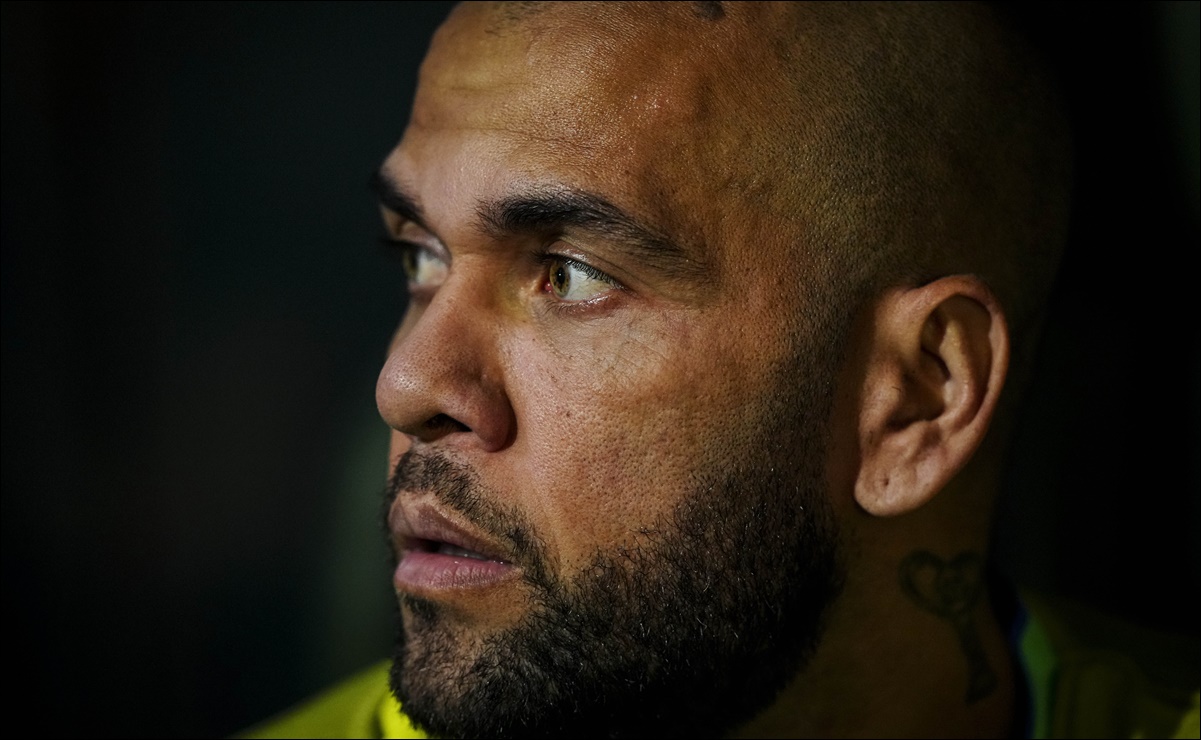 Dani Alves reaparece en redes sociales tras haber salido de la cárcel