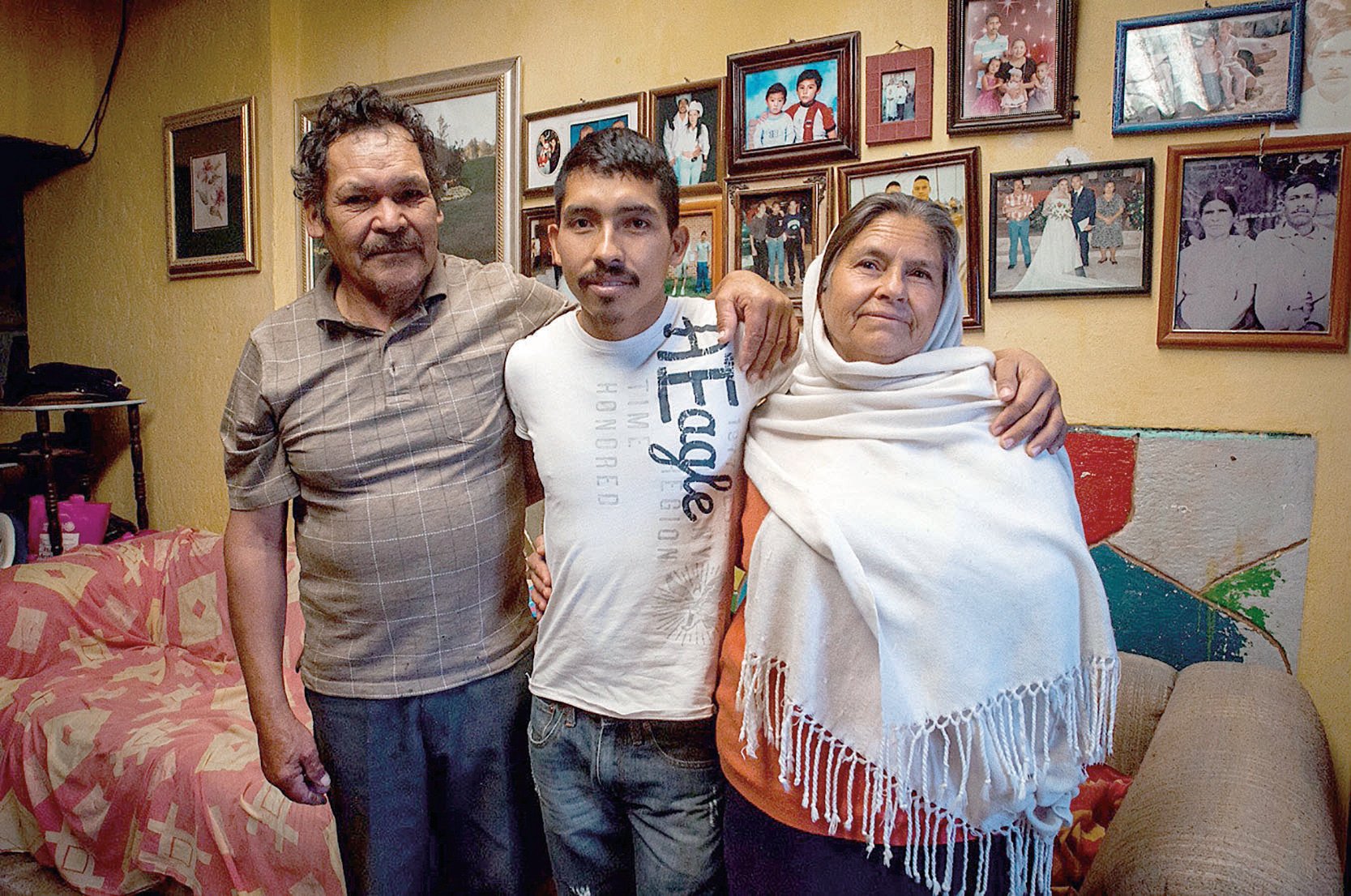 Migración lo bajó de un barco