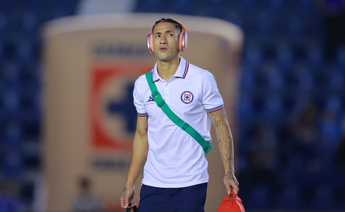 Cruz Azul le abre las puertas a Uriel Antuna, será nuevo jugador del AEK de Atenas