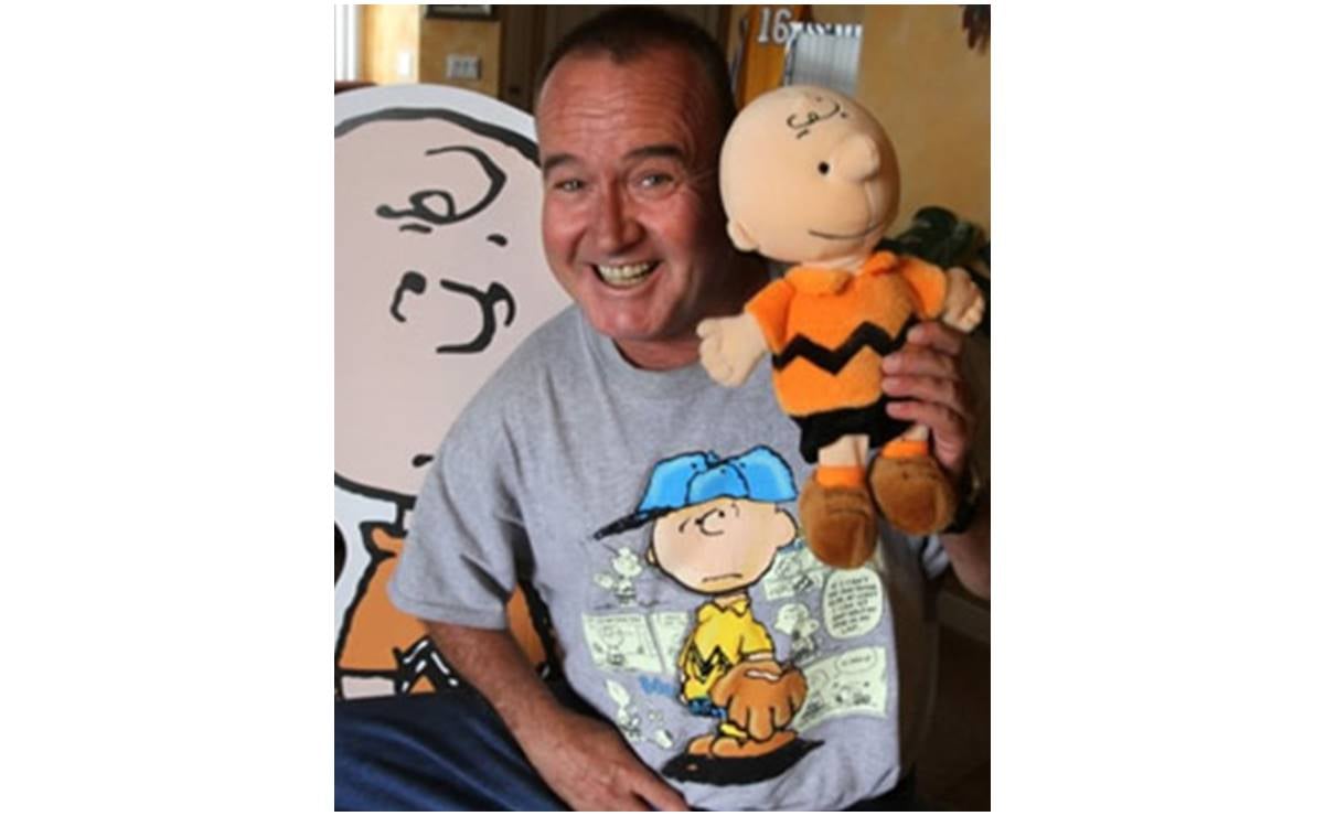 Peter Robbins, actor que dio voz a Charlie Brown, se suicida a los 65 años