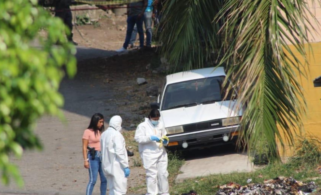 Queman el cadáver de una persona en calles de Cuernavaca 