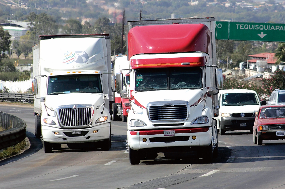 Buscan facilitar créditos a transportistas de carga