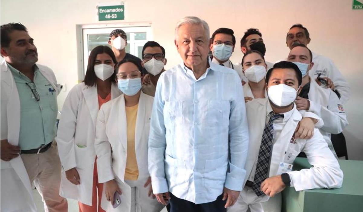 Si hubieran ganado Meade o Anaya estarían rechazando llegada de médicos cubanos: AMLO