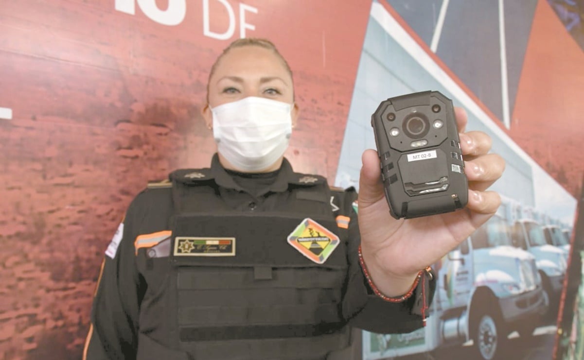 Policías de Neza usarán cámaras en uniformes