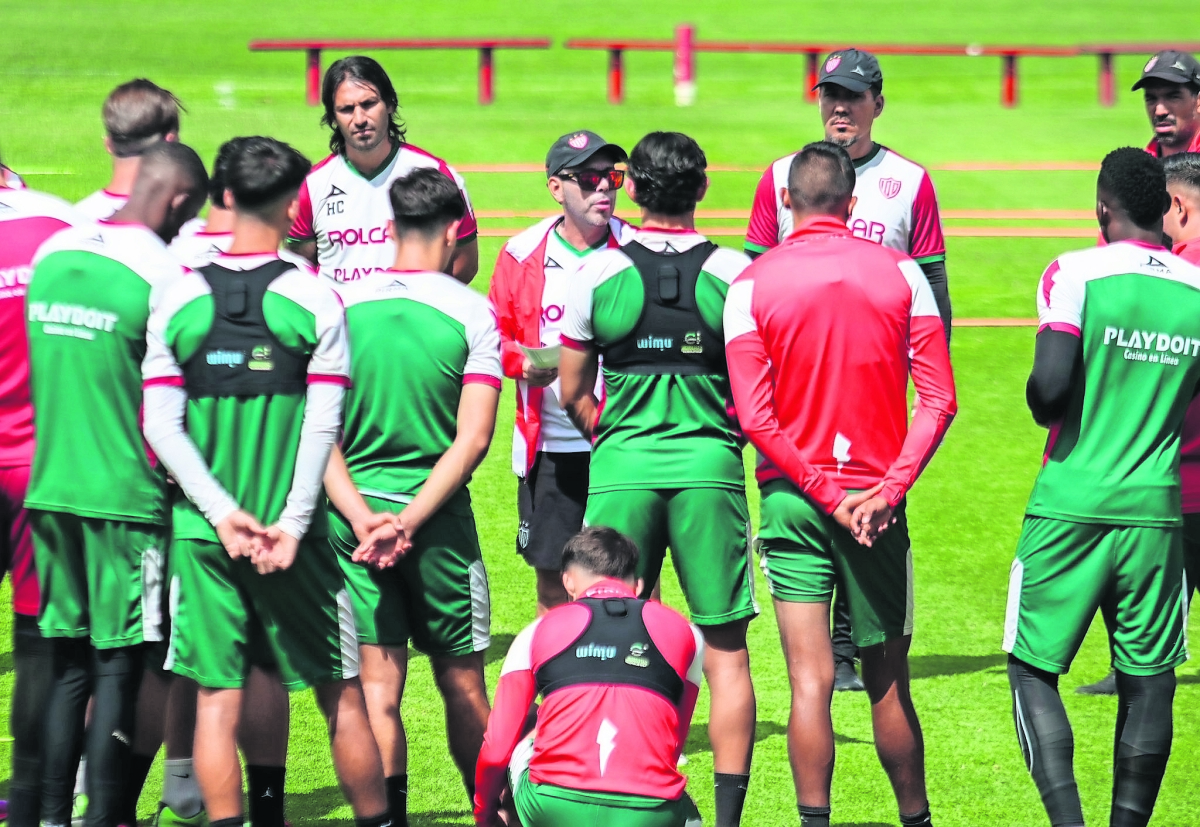 Necaxa y Querétaro buscan seguir con vida en la Liga MX 