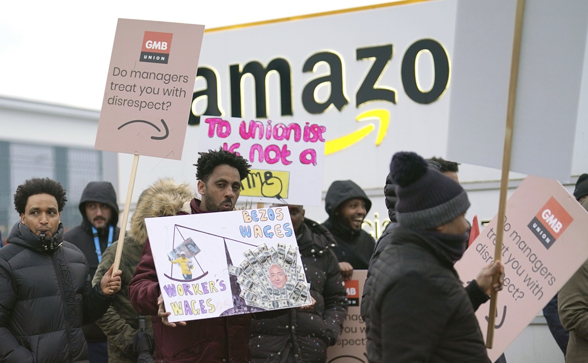 Black Friday 2023. Trabajadores de Amazon se van a huelga en varios países en pleno 'Viernes Negro'