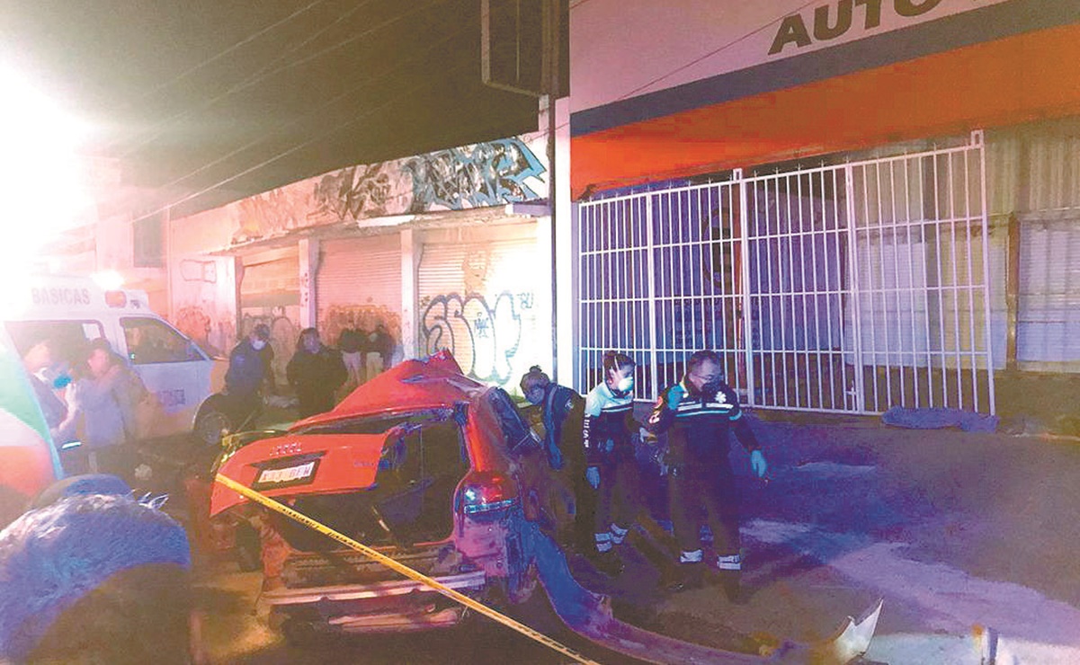 Mueren 4 en choque en Ecatepec