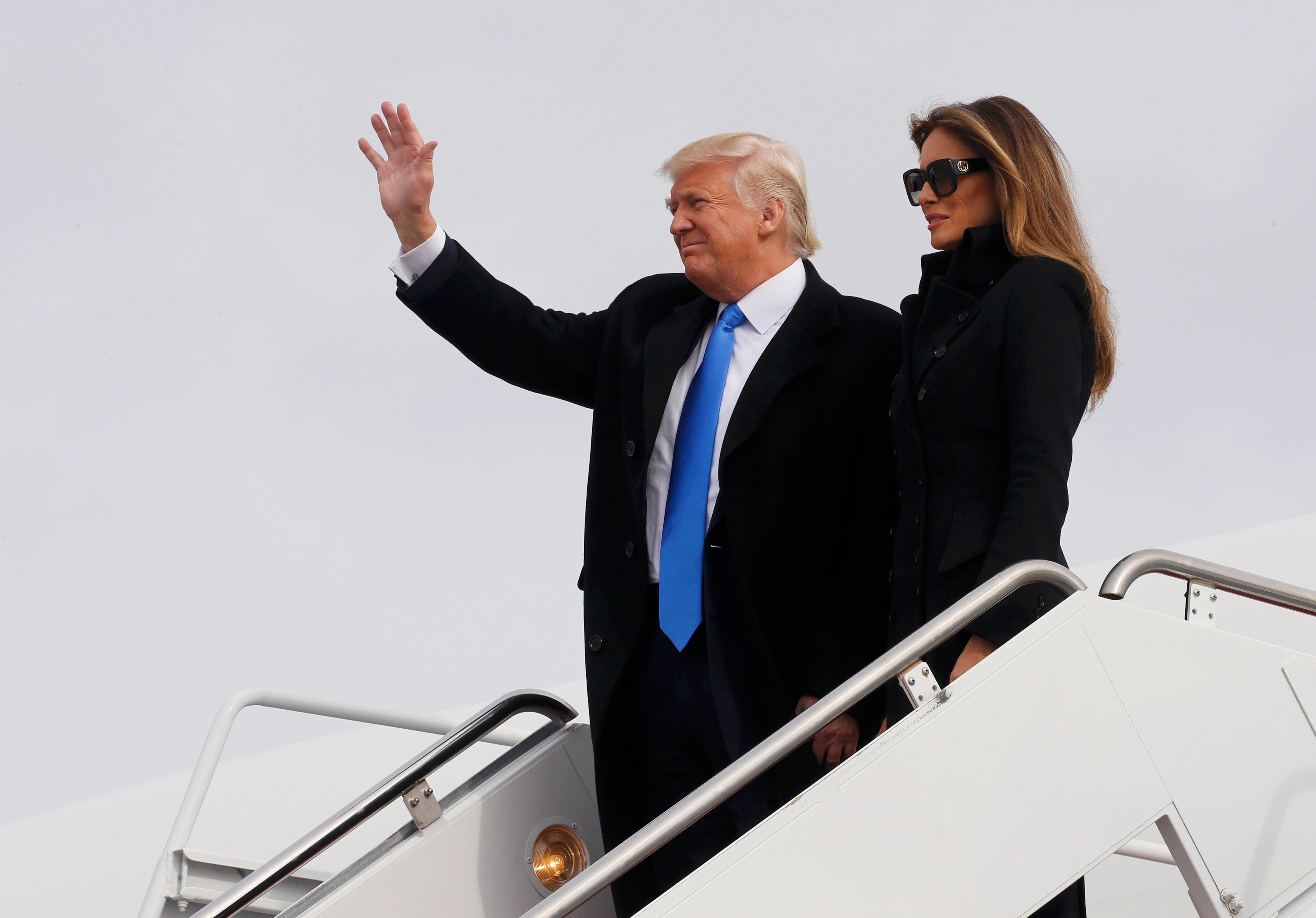 Trump llega a Washington para iniciar actos de su investidura