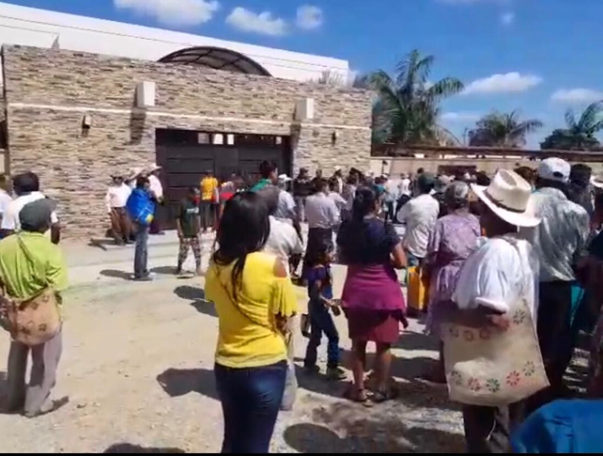 Por disparos, suspenden asamblea distrital de Huejutla, Hidalgo