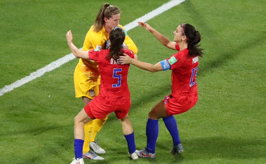 Alex Morgan: Alyssa Naeher nos salvó el cu...