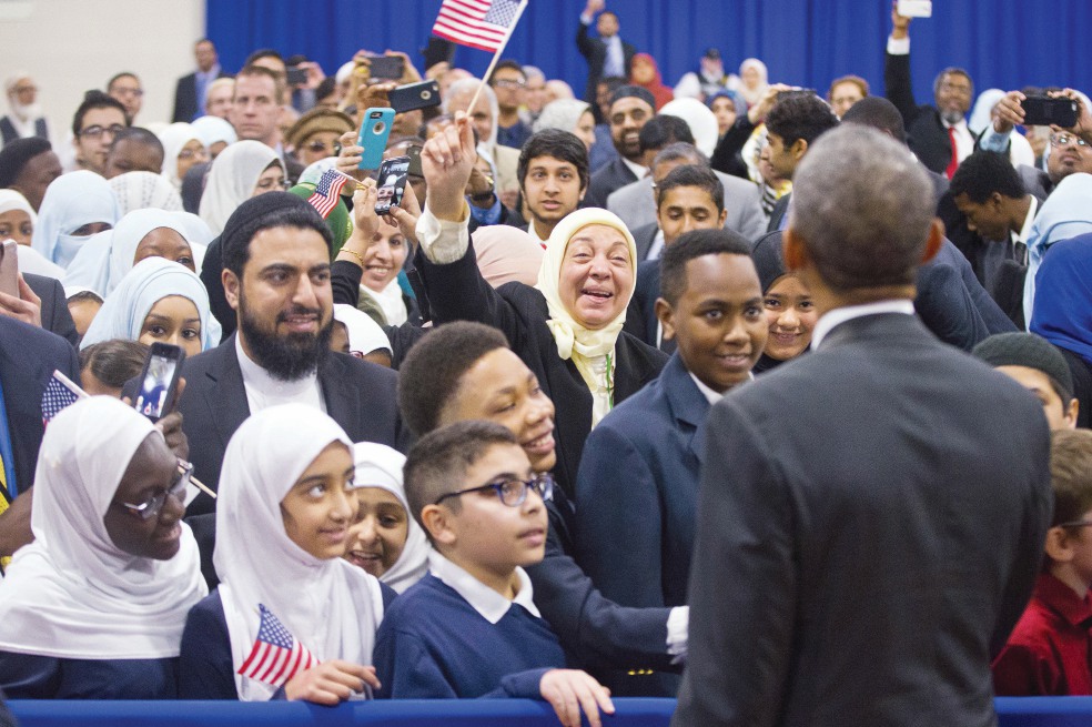 Obama va a mezquita por primera vez en EU