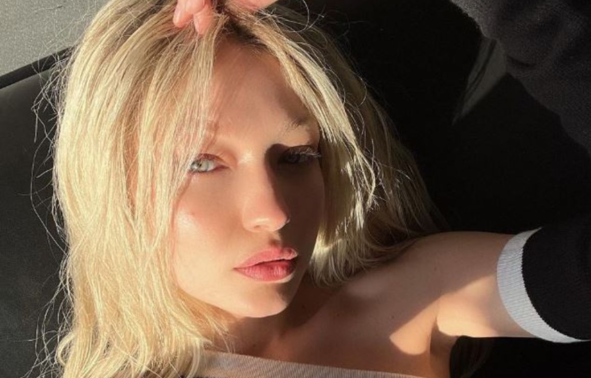 Gigi Hadid presume sus estrías y un tatuaje enorme en la cadera