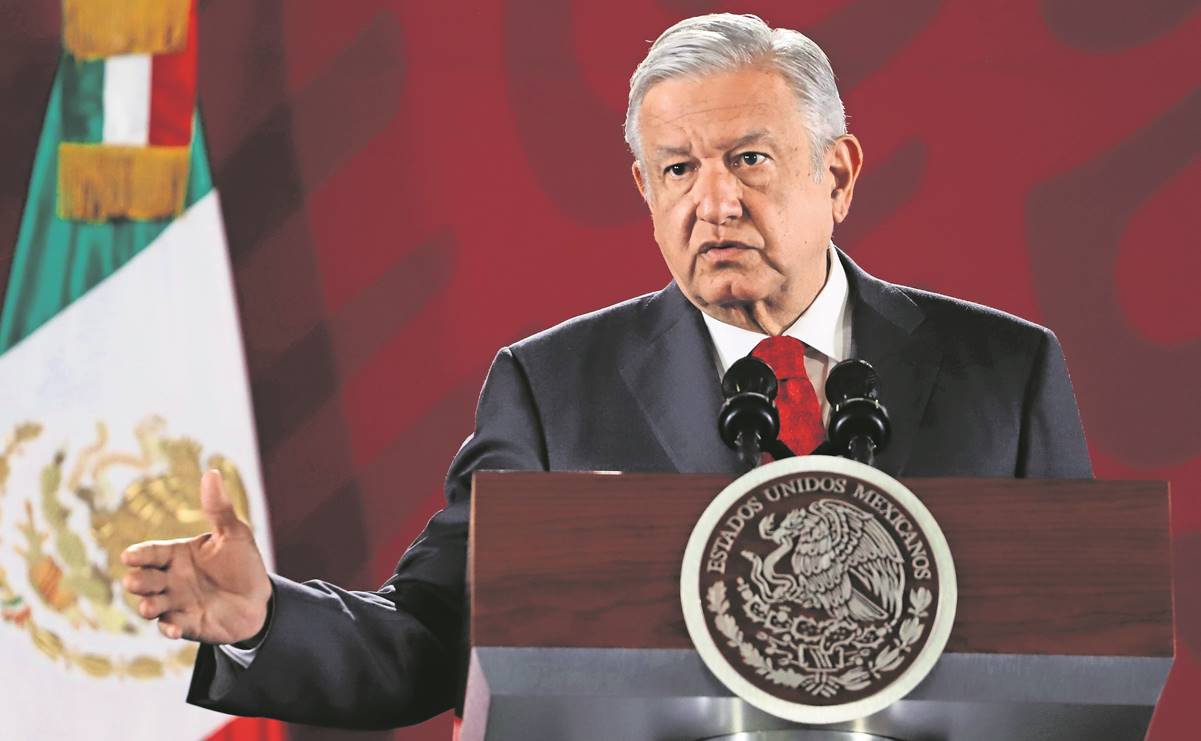 Acusan a AMLO de "cazar" a expolicías que combatieron al narco en sexenios de Peña Nieto y Calderón