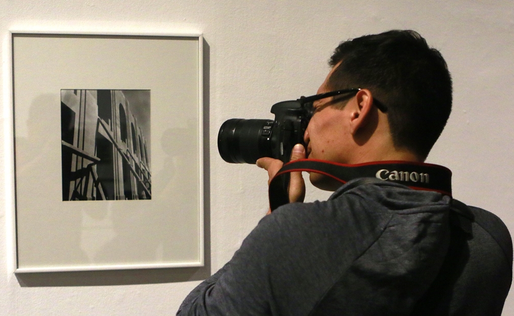 Fotos de Tina Modotti se exhiben por primera vez en Puebla