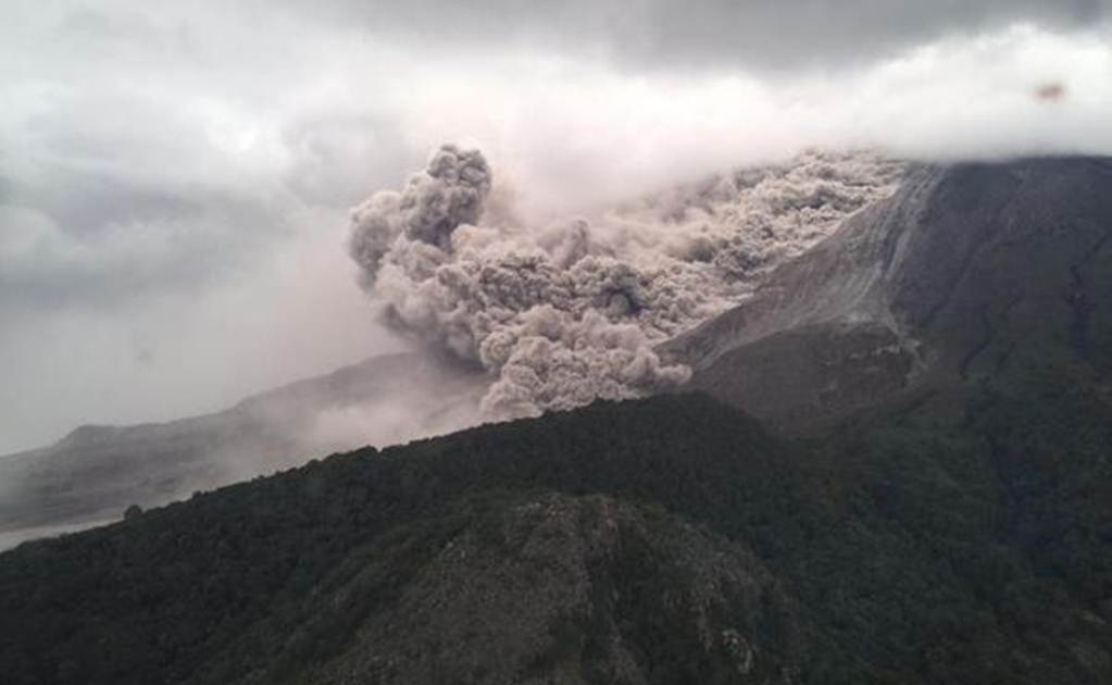 Jalisco mantiene vigilancia por volcán de Colima