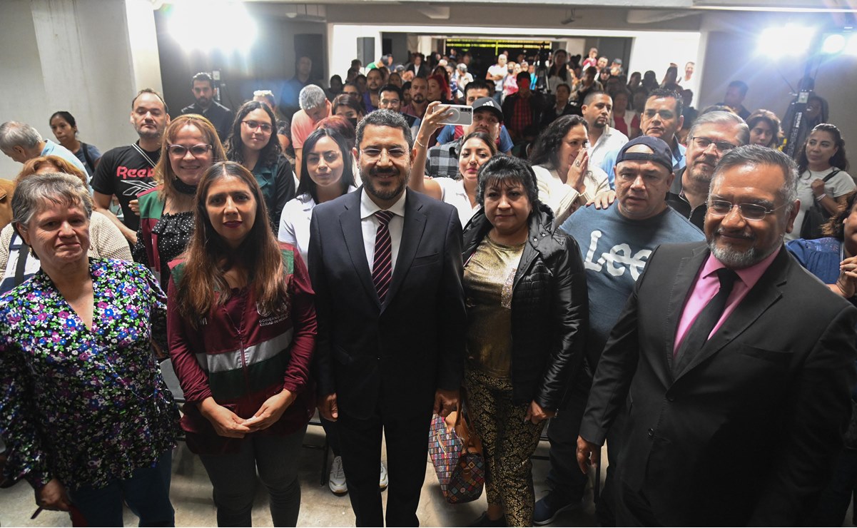 Martí Batres entrega unidad habitacional del Invi en Benito Juárez