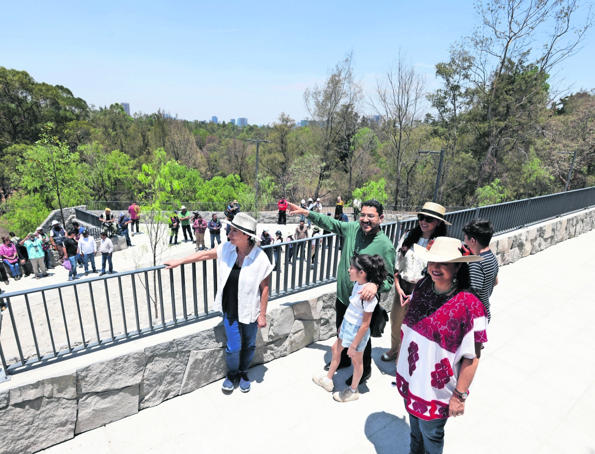 Inauguran senderos y puentes en Chapultepec