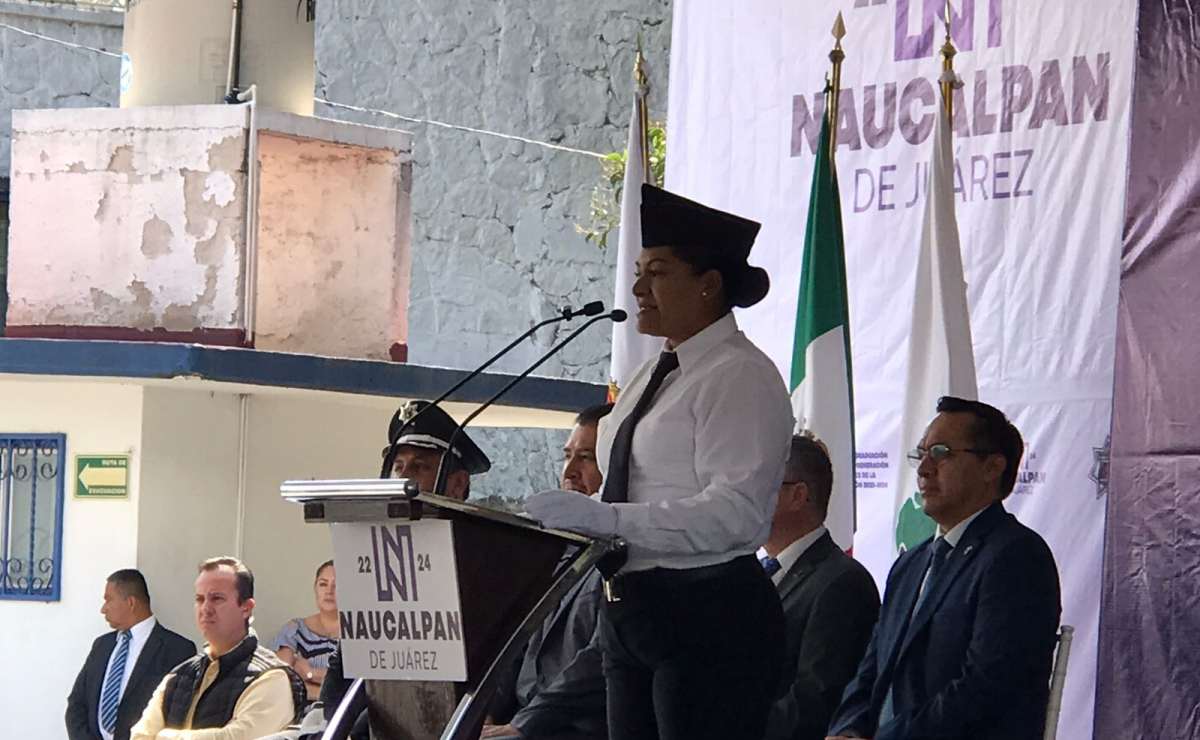 Se gradúan 71 cadetes de policía en Naucalpan; una mujer obtiene la mejor calificación de la generación