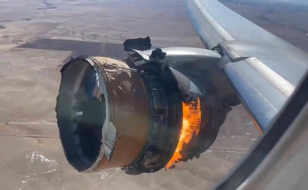 Boeing suspende vuelos de aviones con motores similares al que se incendió sobre Denver